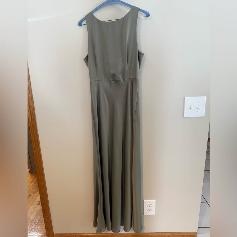Sachi & Babi Gown